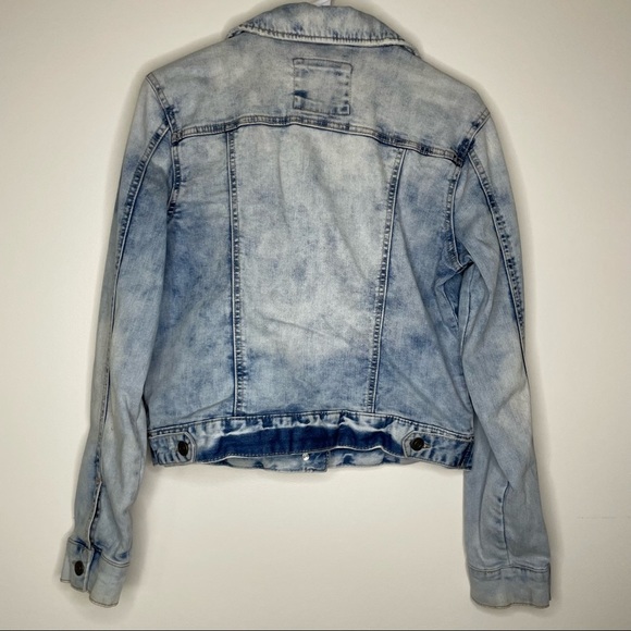 Mudd Acid Washed Distressed Denim Jacket. Size Large. Juniors - Picture 6 of 7